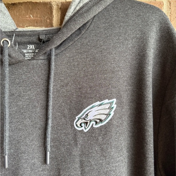 NFL Dark Gray NFL Philadelphia Eagles Hoodie with Team Logo Birds Patch - Picture 2 of 6